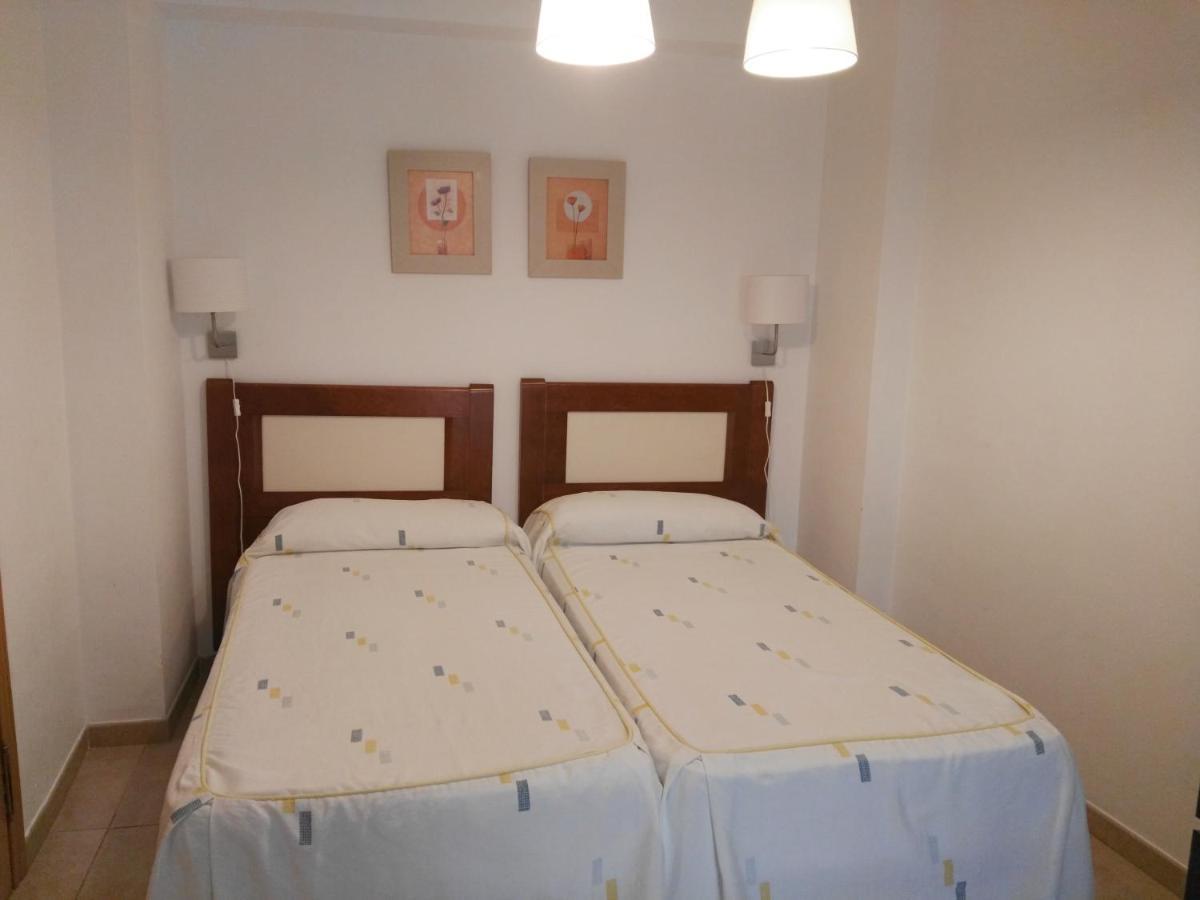 Apartamentos El Barrio Нерха Екстер'єр фото