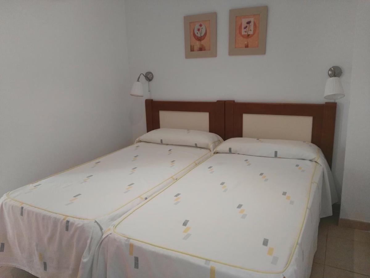 Apartamentos El Barrio Нерха Екстер'єр фото