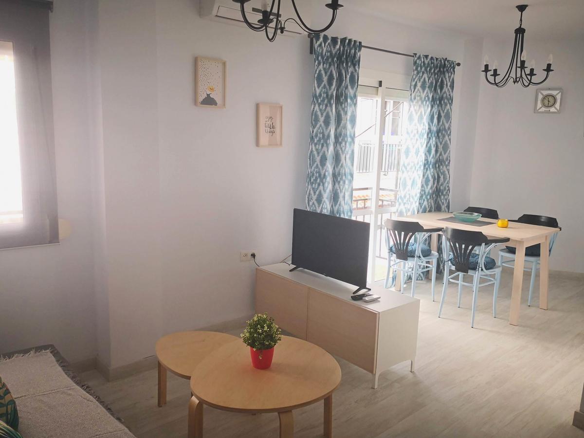 Apartamentos El Barrio Нерха Екстер'єр фото