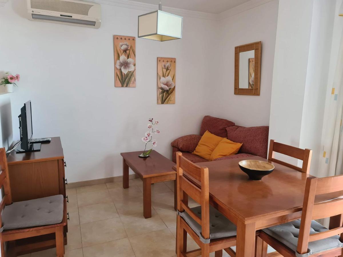 Apartamentos El Barrio Нерха Екстер'єр фото