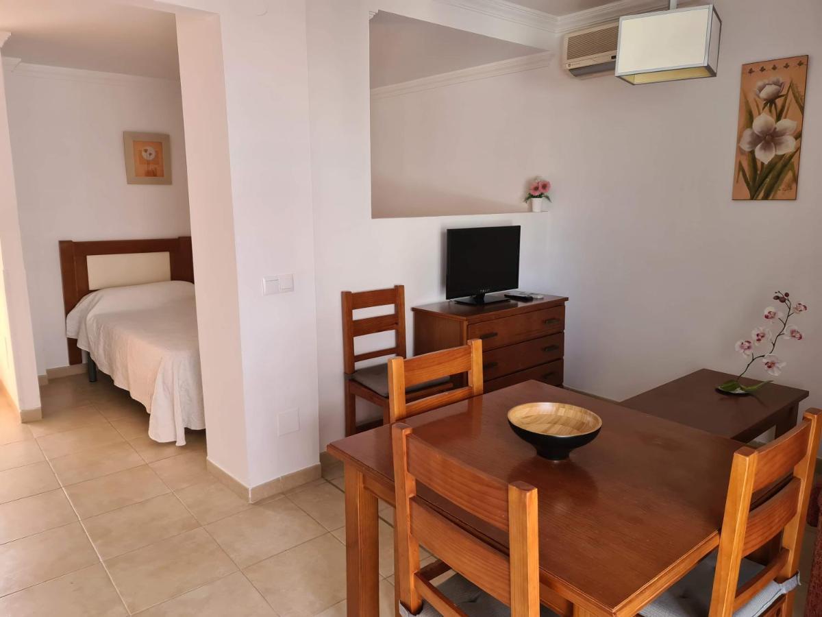 Apartamentos El Barrio Нерха Екстер'єр фото