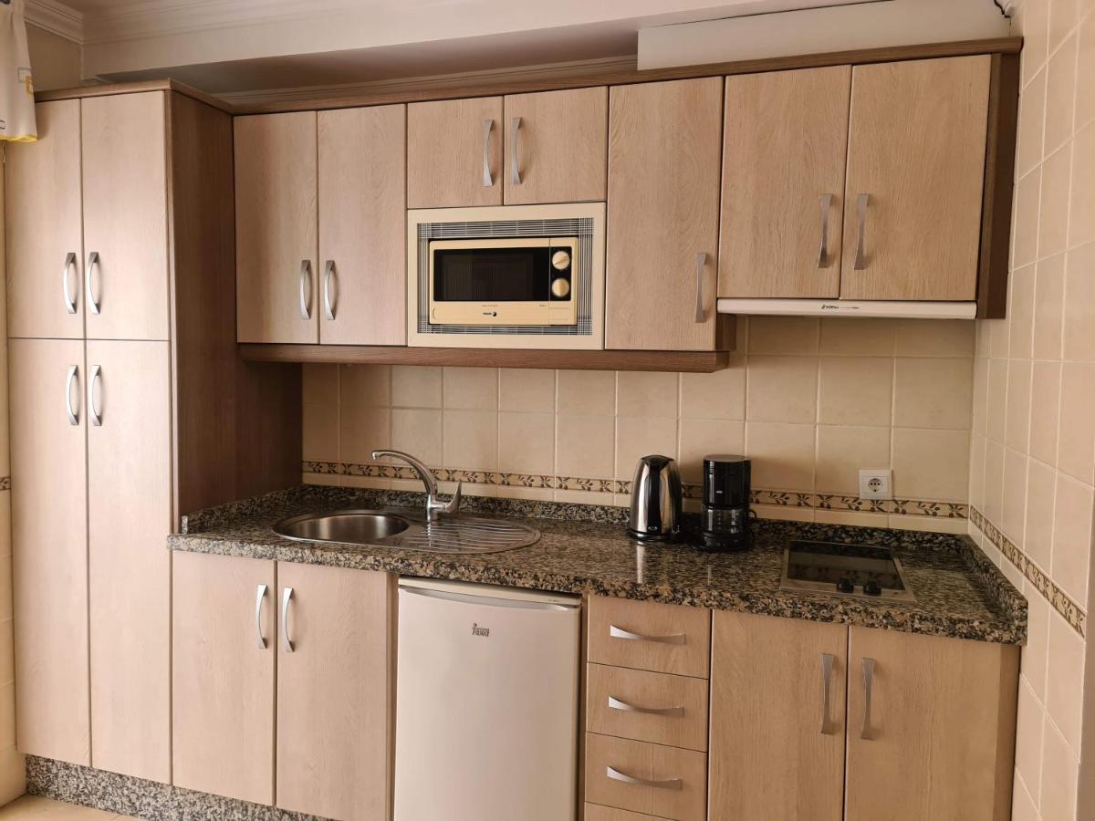 Apartamentos El Barrio Нерха Екстер'єр фото