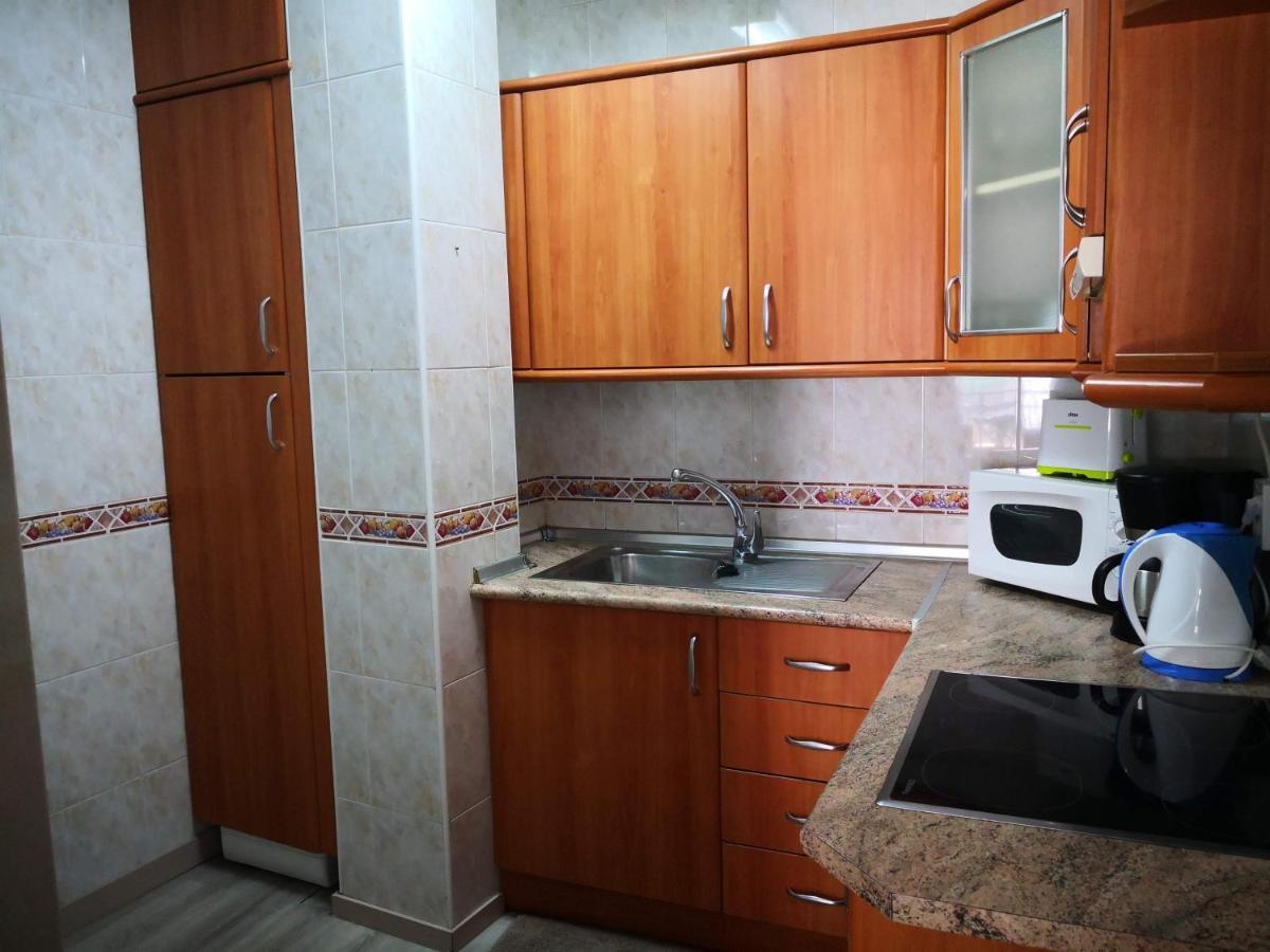 Apartamentos El Barrio Нерха Екстер'єр фото